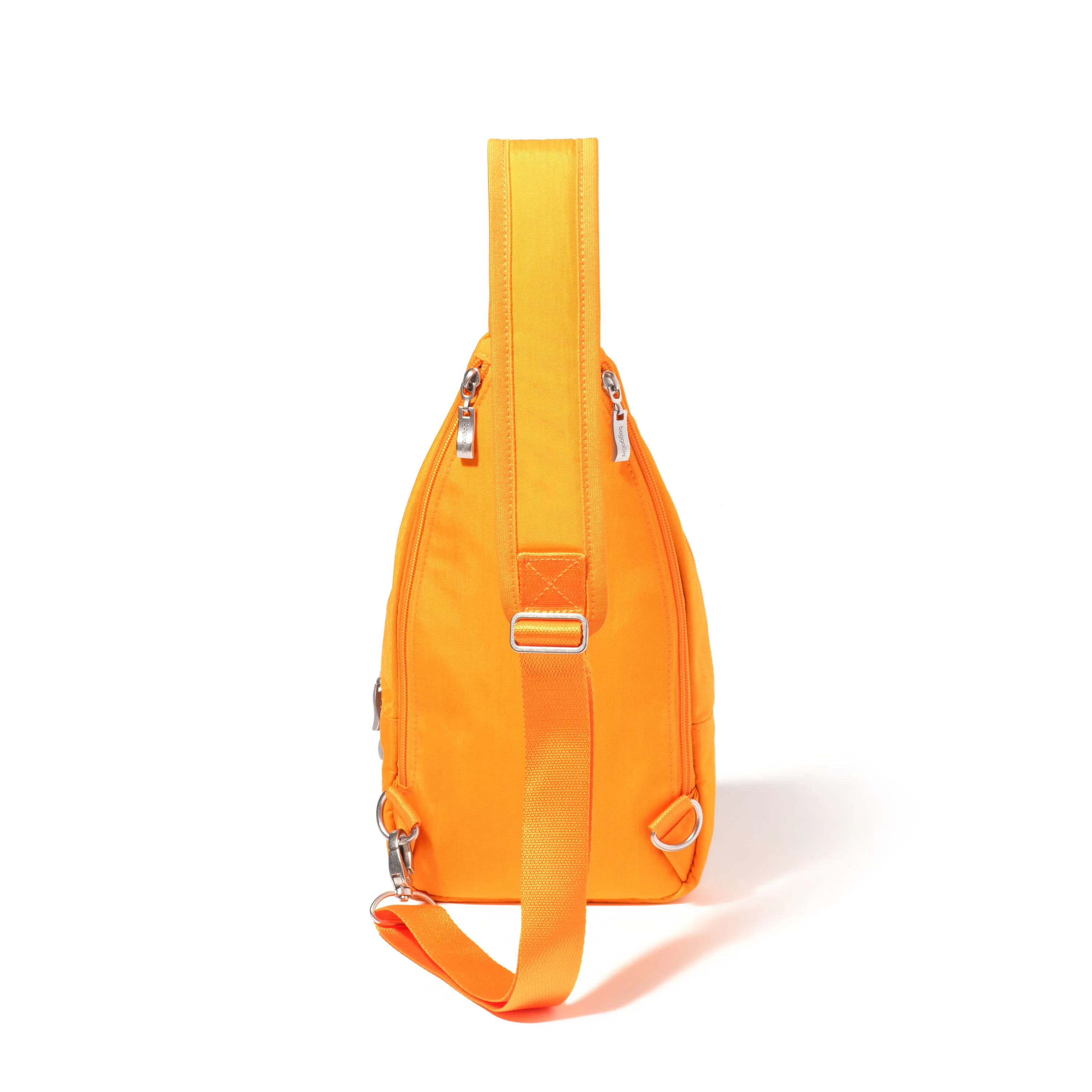 baggallini Central Park Sling