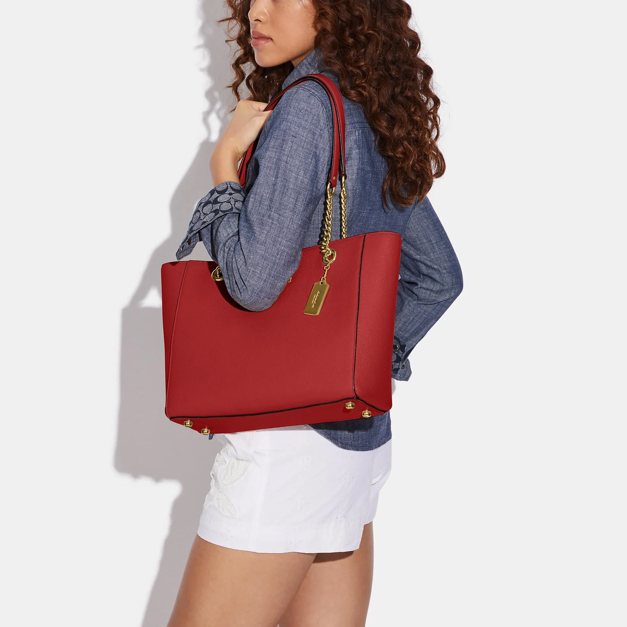 Coach Outlet Cammie Chain Tote