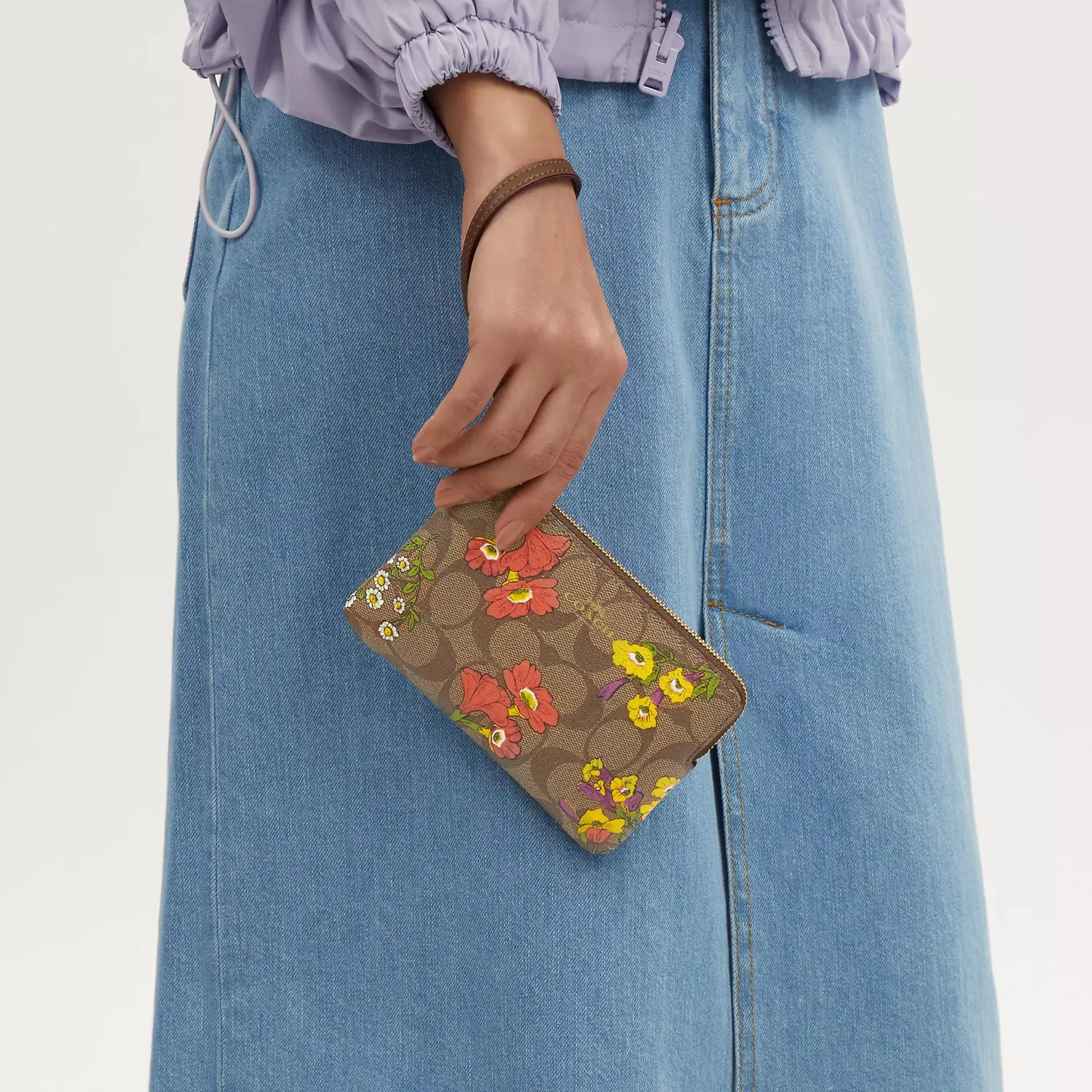 Coach Outlet Corner Zip Wristlet In Signature Canvas With Floral Print