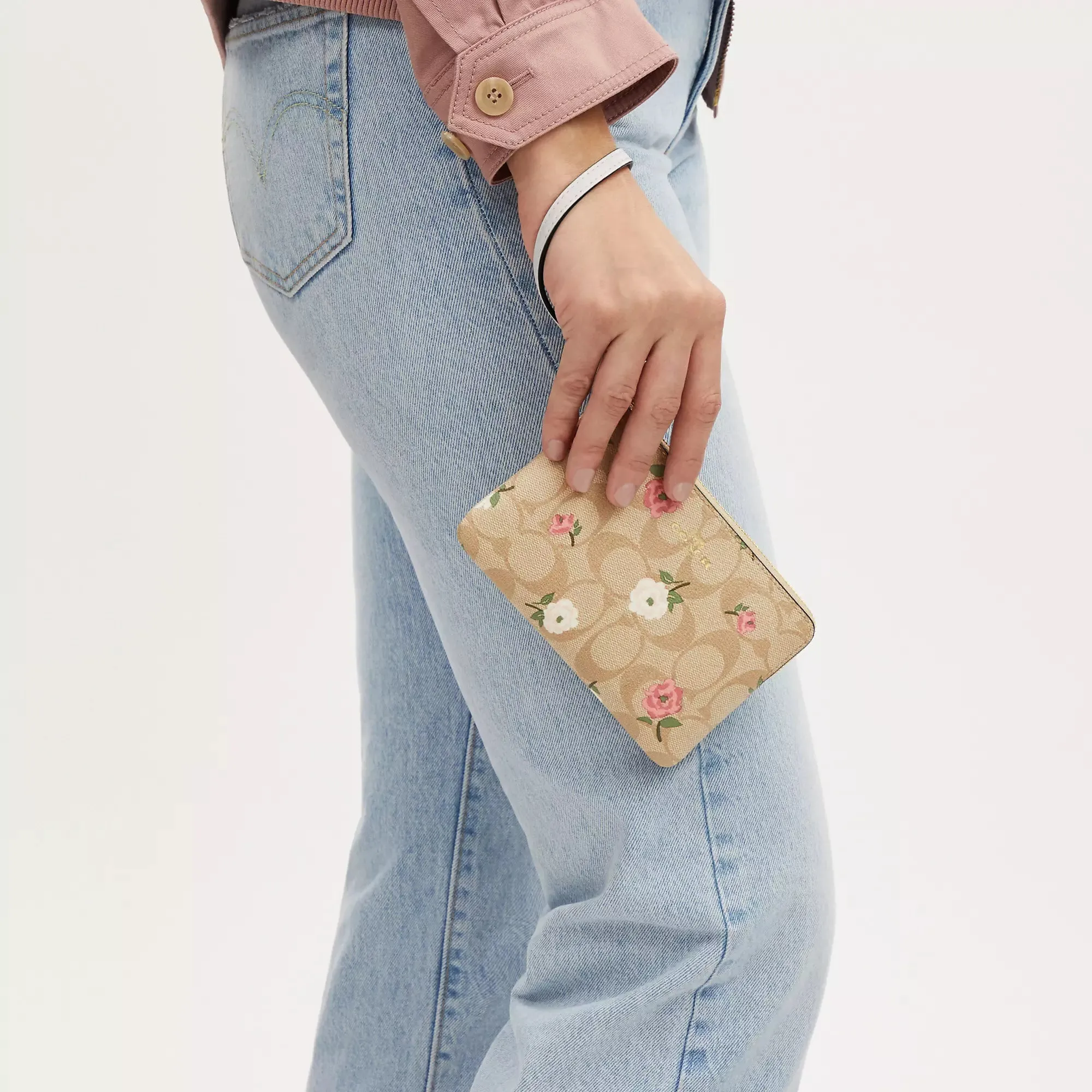 Coach Outlet Corner Zip Wristlet In Signature Canvas With Floral Print