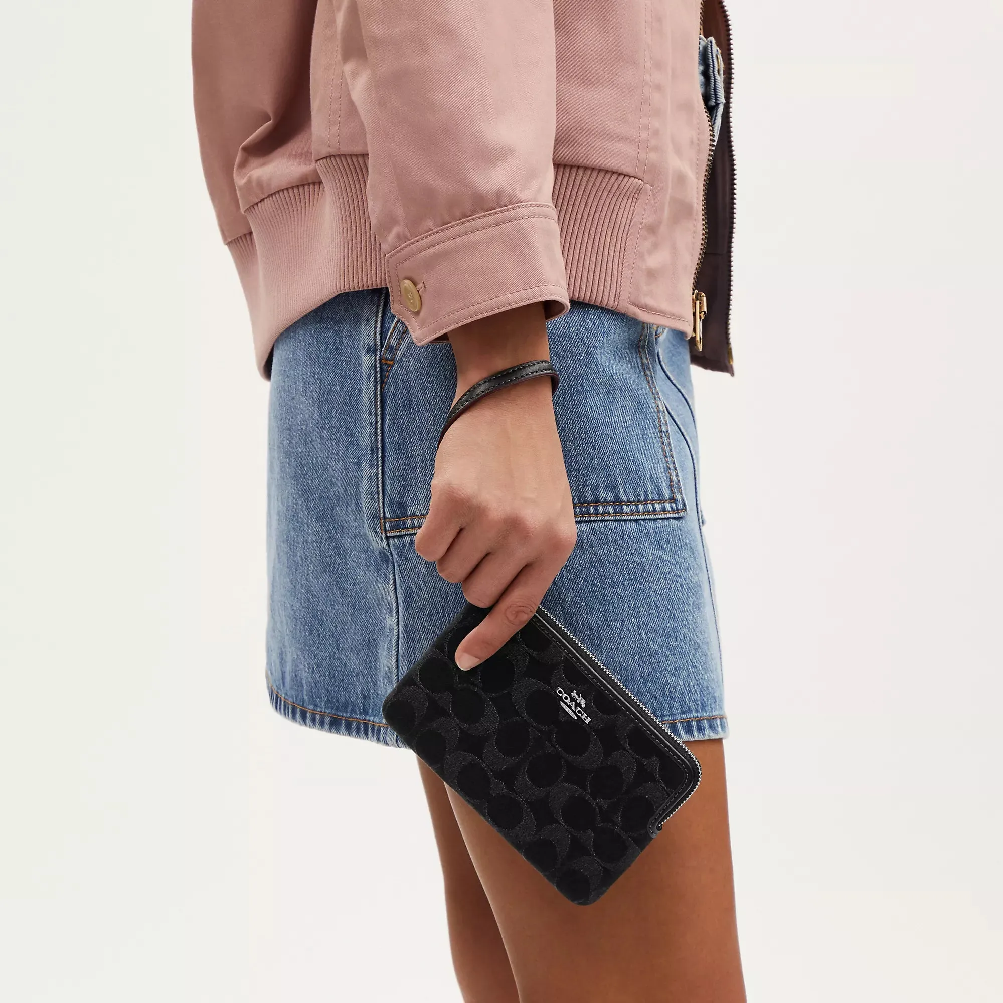 Coach Outlet Corner Zip Wristlet In Signature Denim
