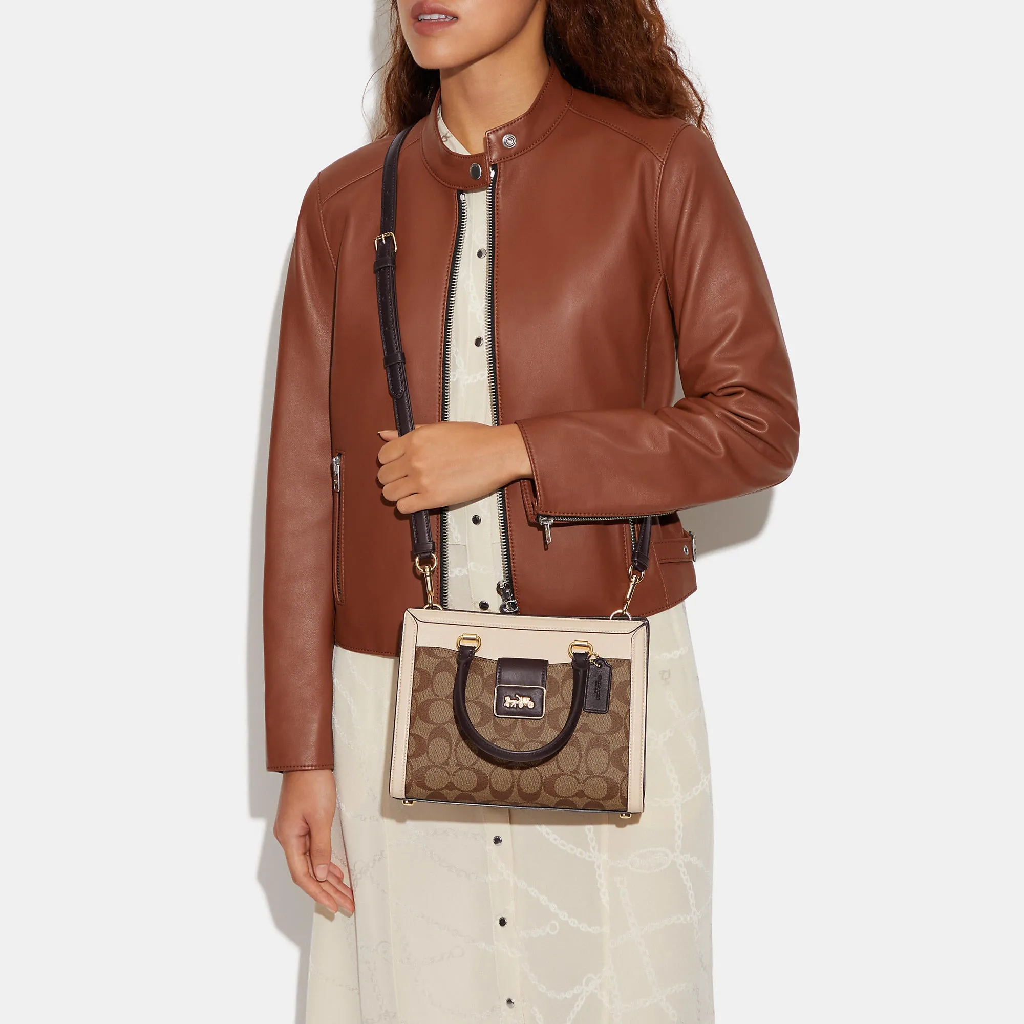 Coach Outlet Grace Carryall In Signature Canvas
