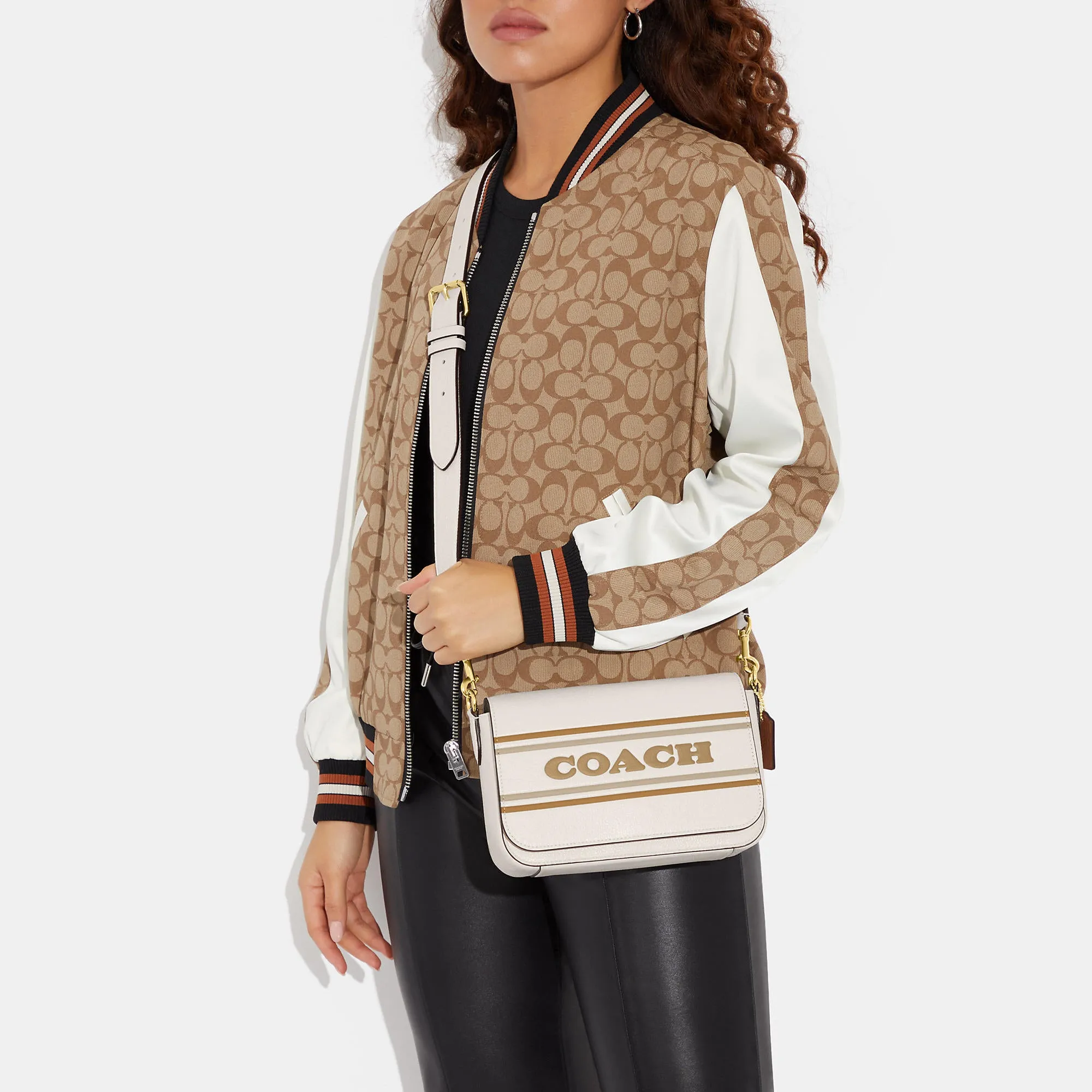 Coach Outlet Logan Messenger With Coach Stripe