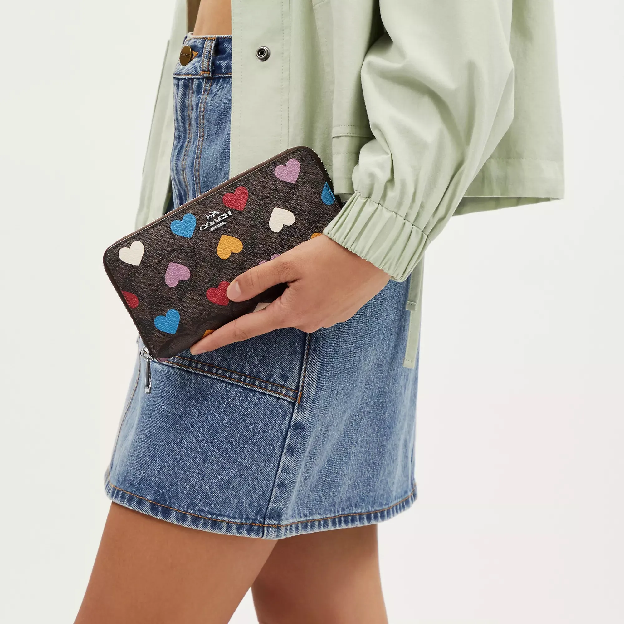 Coach Outlet Long Zip Around Wallet In Signature Canvas With Heart Print