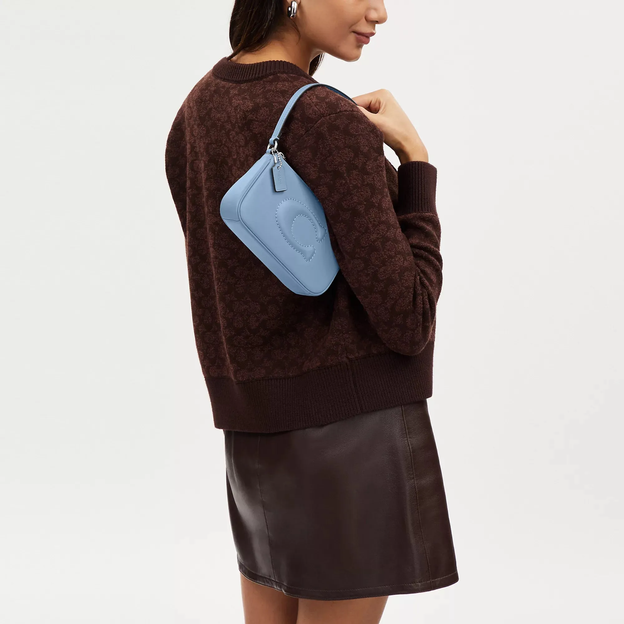 Coach Outlet Nolita 19