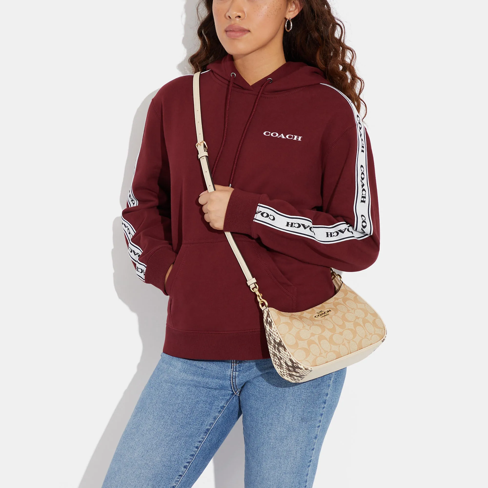 Coach Outlet Teri Shoulder Bag In Signature Canvas