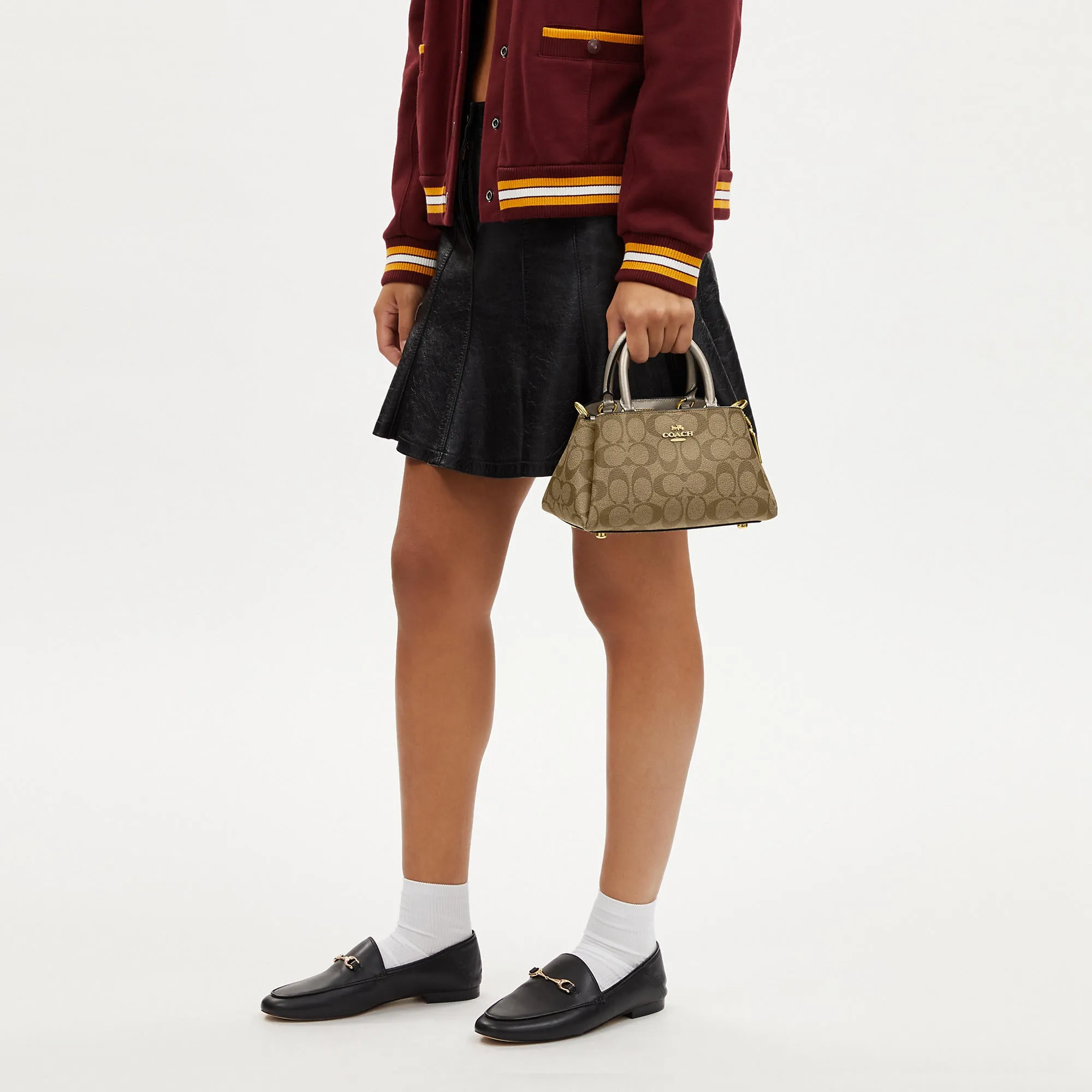 Coach Outlet Zuri Crossbody In Signature Canvas