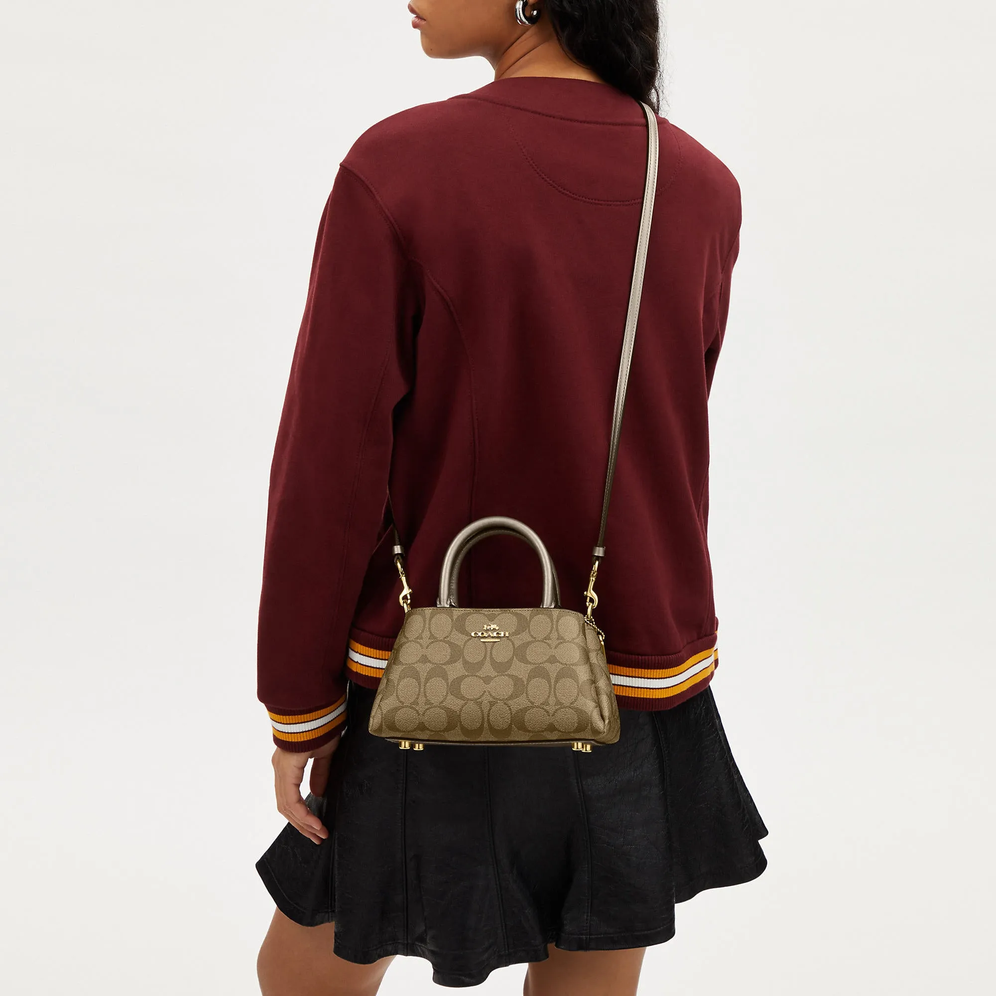 Coach Outlet Zuri Crossbody In Signature Canvas