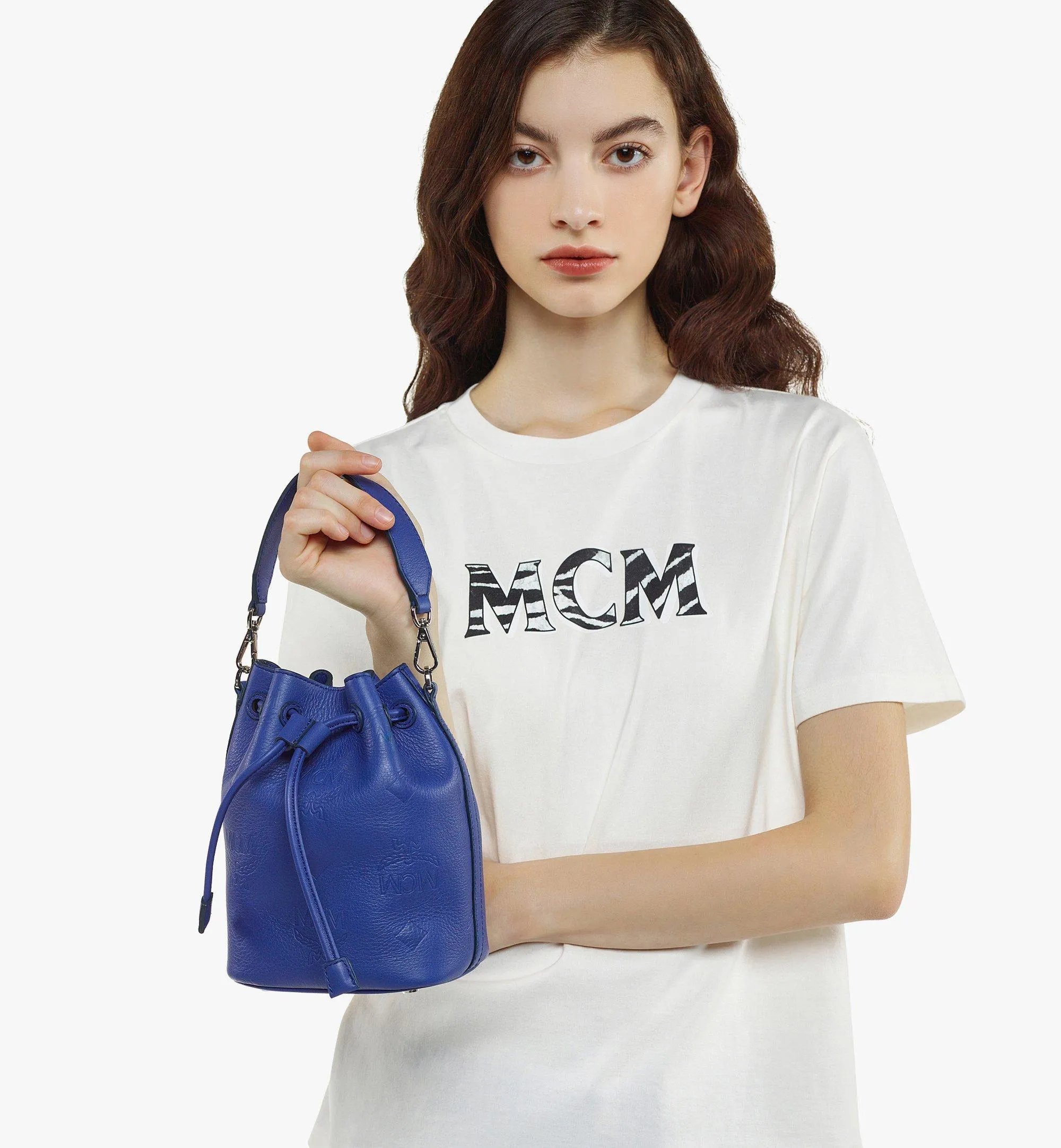 Dessau Drawstring In Embossed Monogram Leather