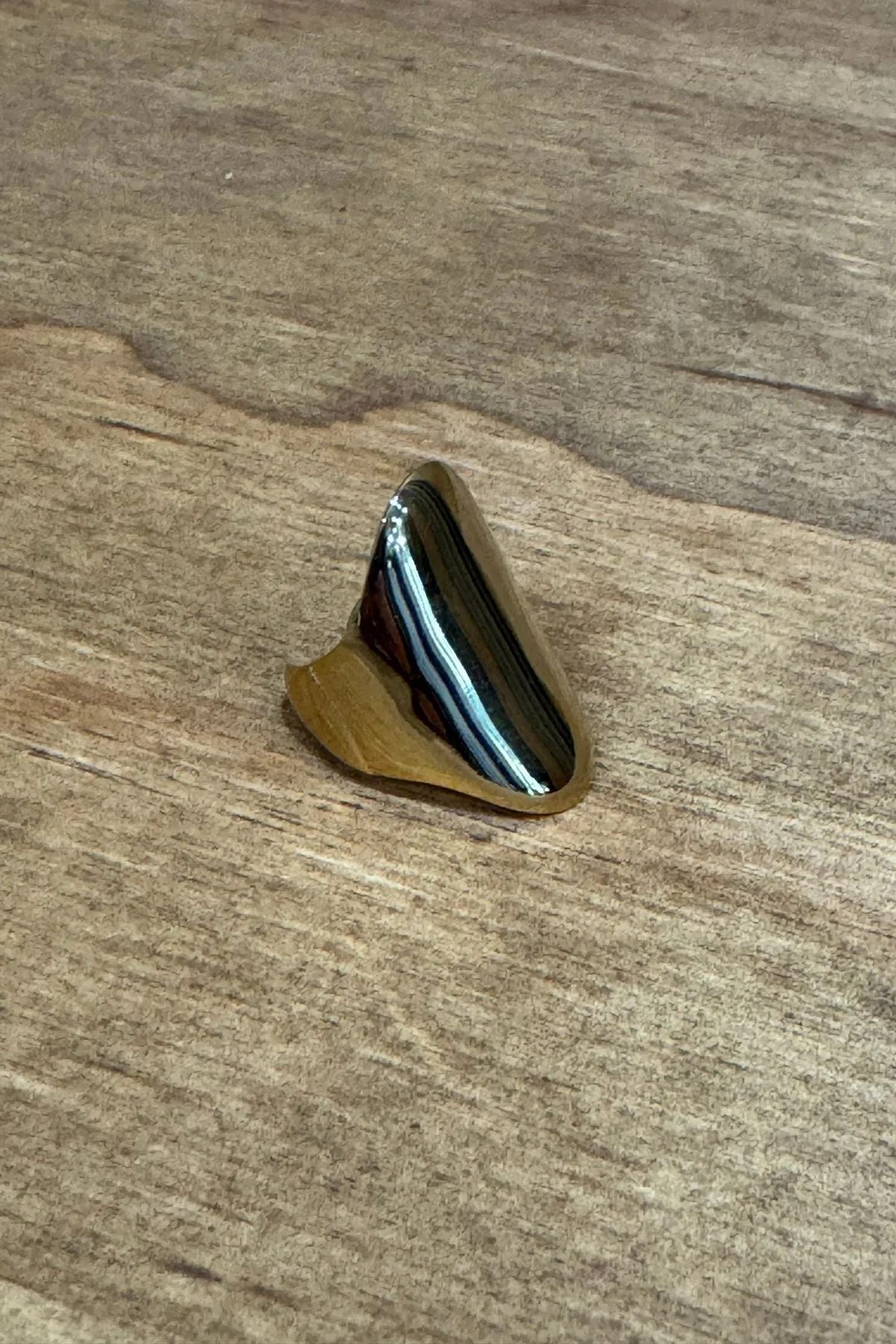 Ellie Luxurious Retro Open Ring - Gold