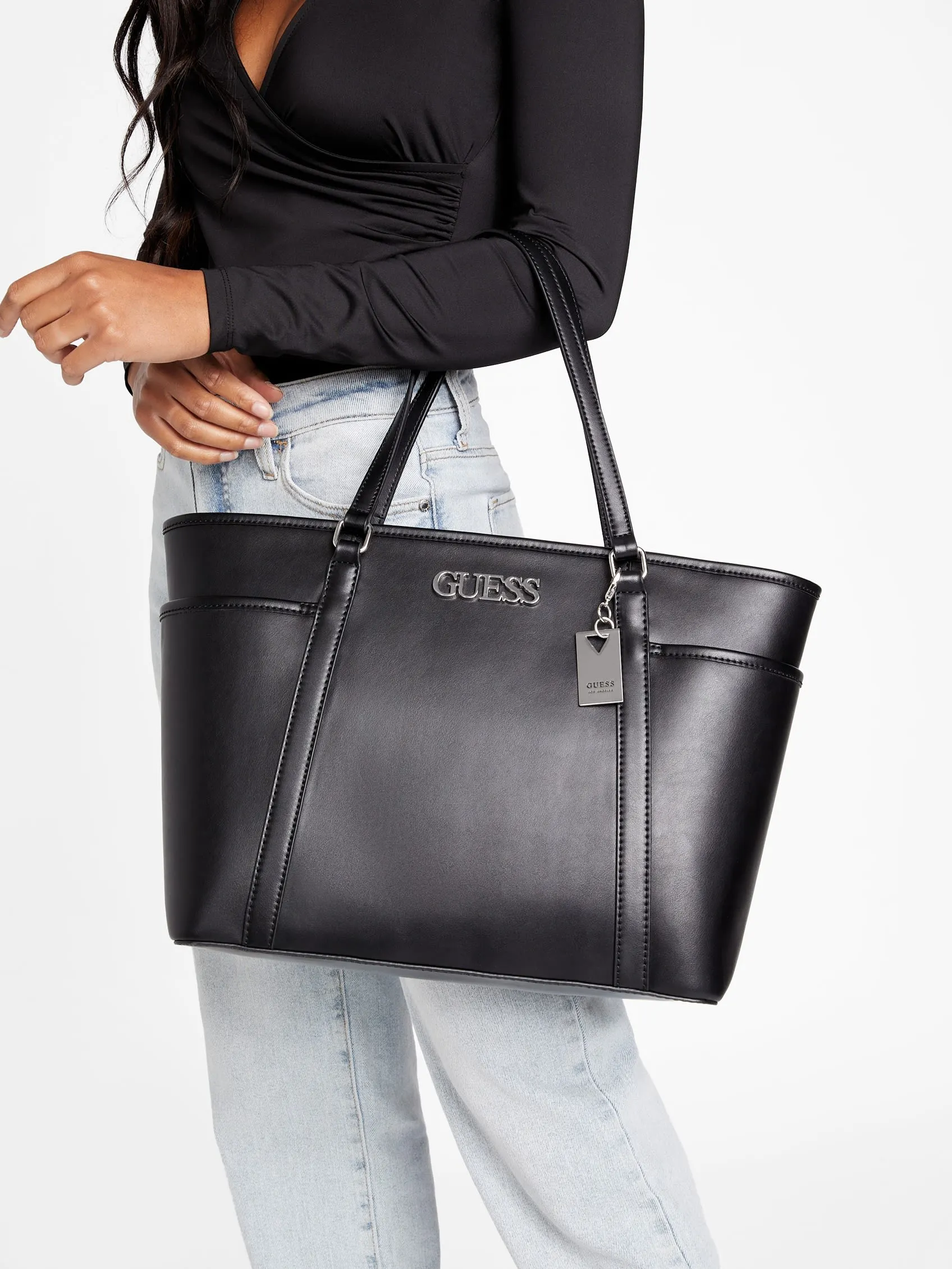 Evie Carryall