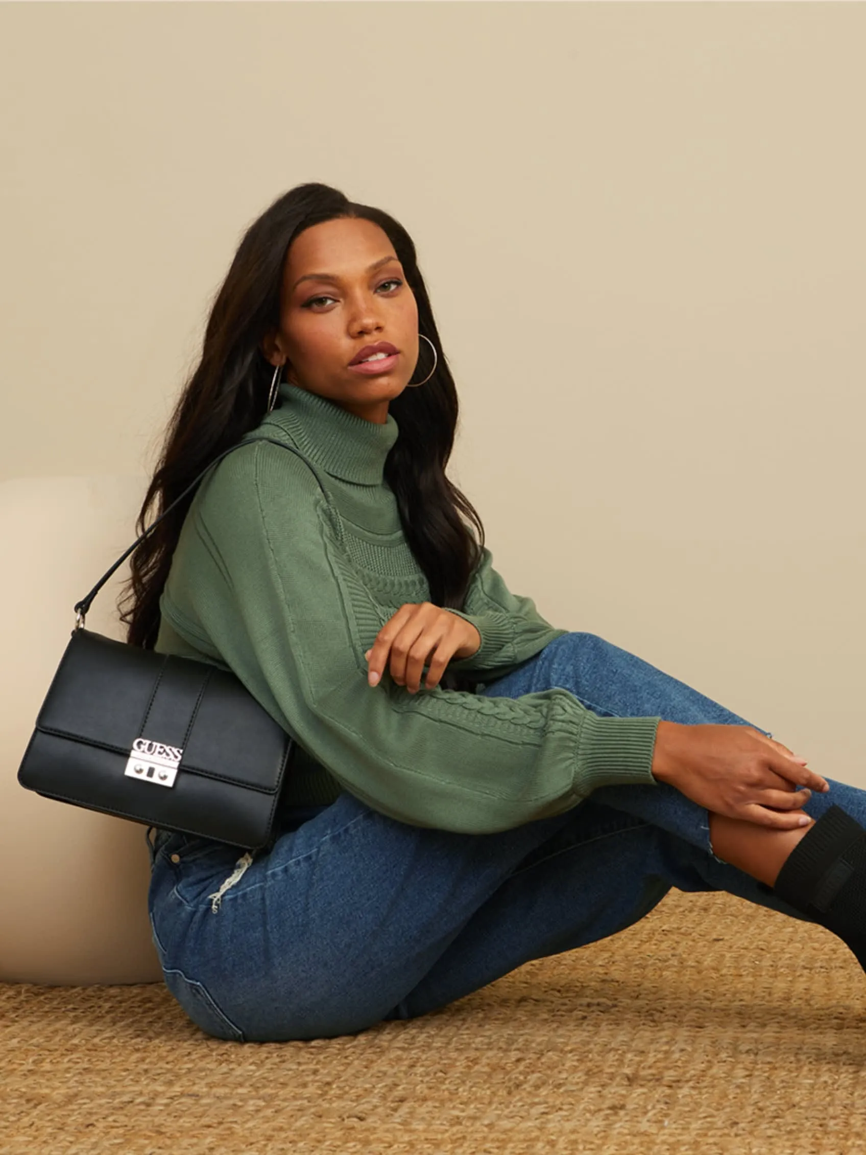 Evie Medium Shoulder Bag