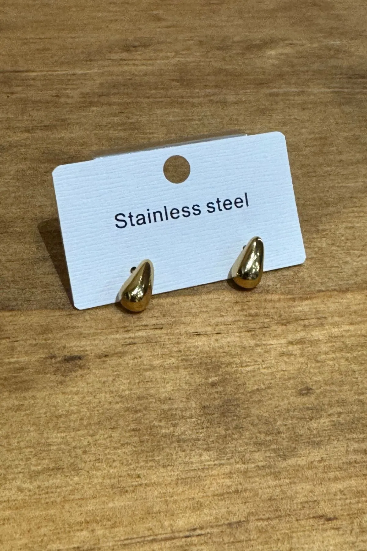 Molly Teardrops Studs - Gold