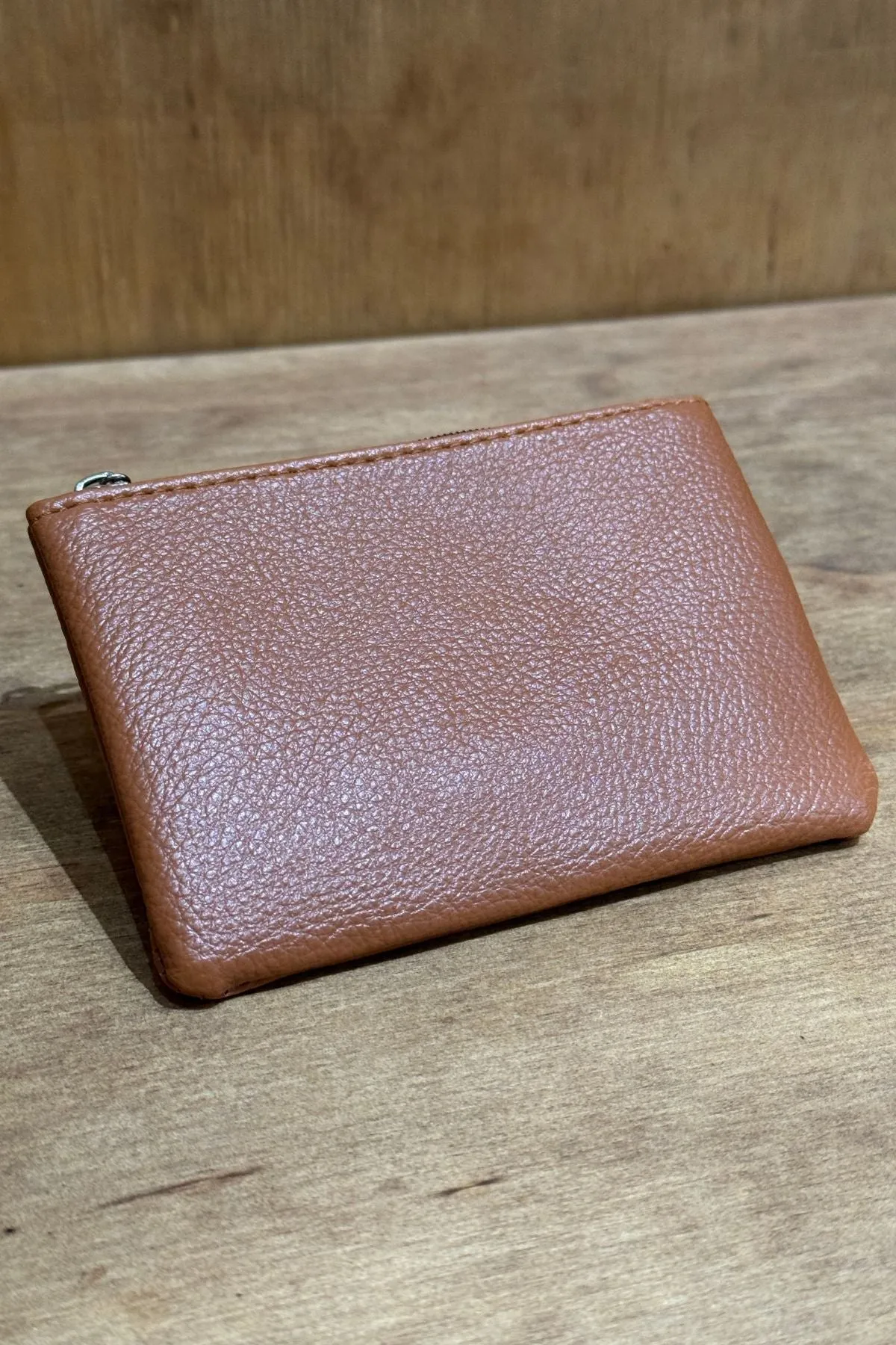 Sara Zip Bag - Light Brown