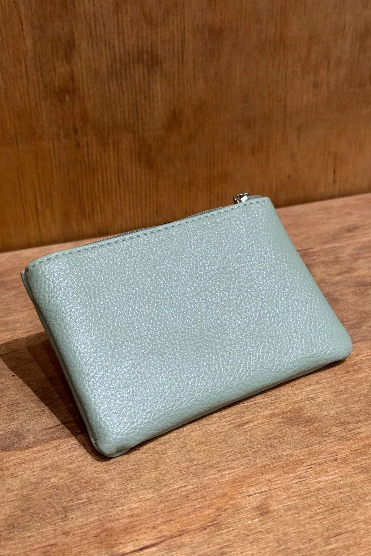 Sara Zip Bag - Light Green