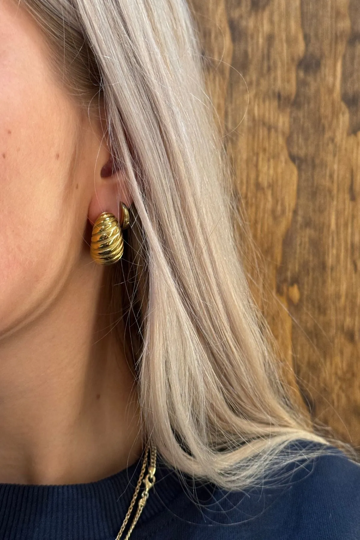Sea Swirl Studs - Gold